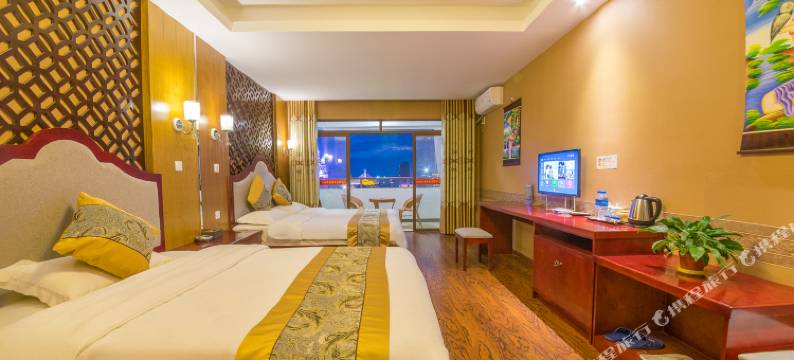 西双版纳七彩曼景度假酒店(告庄星光夜市店)图片