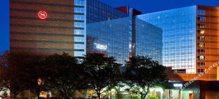 印第安纳波利斯喜来登酒店(位于凯斯通克罗星)(Sheraton Indianapolis Hotel at Keystone Crossing)图片