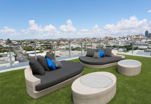 Alex Perry Hotel & ApartmentsHotel Overview