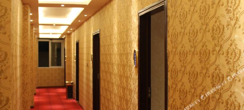 炉霍聚缘民宿图片