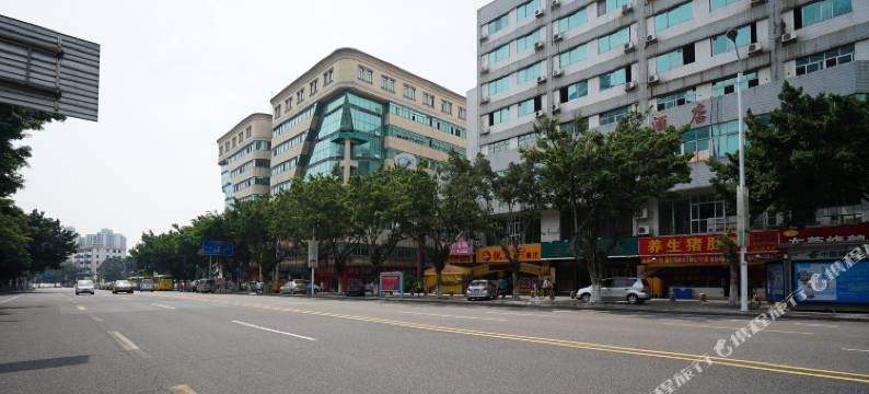 东莞鸿源旅馆(东城地铁站雍华庭店)图片