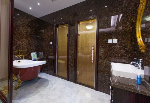 Aisiting Hotel Hotel Overview