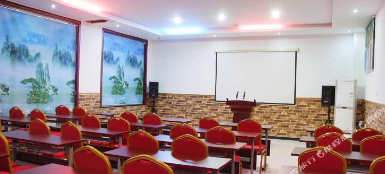 野三坡靠山居酒店图片