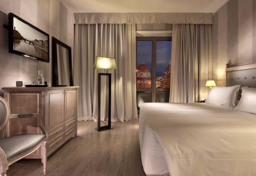 c-hotels Ambasciatori Hotel Overview