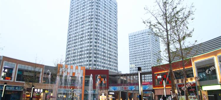 逸尚酒店式公寓(泰安万达广场店)图片