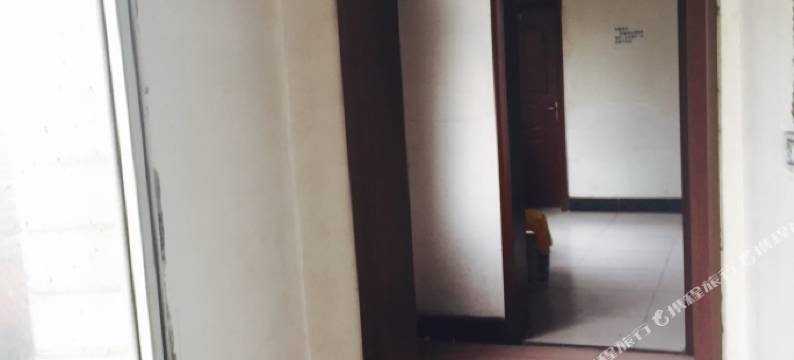 学雅芳邻公寓图片