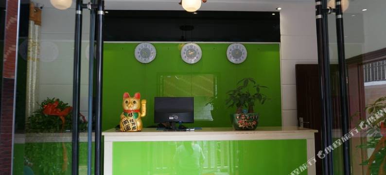 张家界庸城客栈(天门山索道店)图片