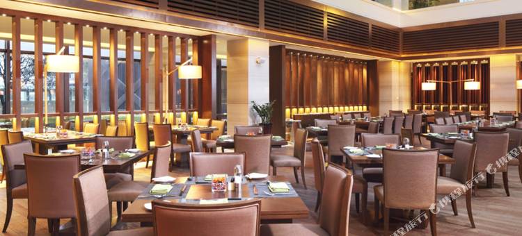 嘉兴希尔顿逸林酒店图片