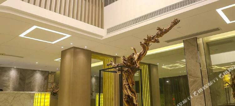 豪泰·轻居酒店(汕头高铁站店)图片