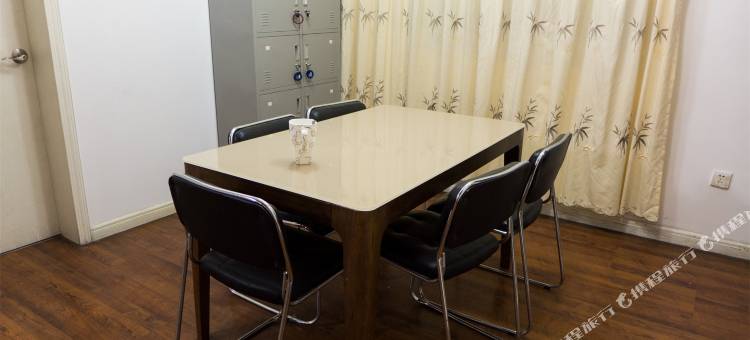 左岸青年旅舍(武汉大学店)图片