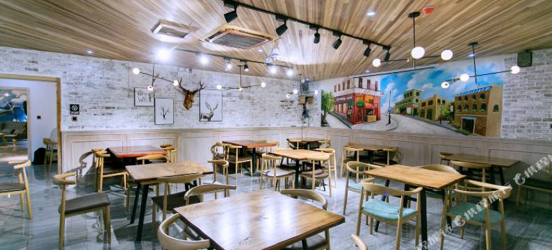 保定东岸艺术酒店图片