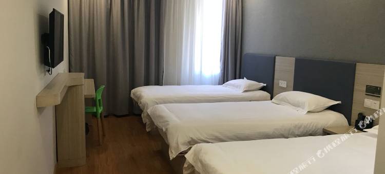 易佰良品酒店(上海金山万达广场店)图片