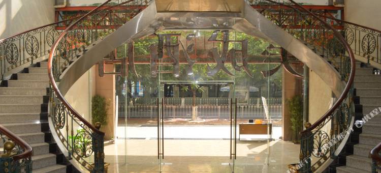 美成酒店(广州珠江新城地铁站店)图片