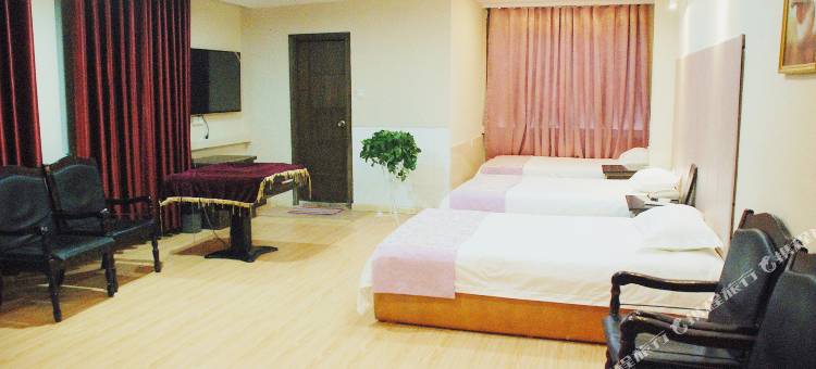 派柏·云酒店(界首汽车站店)图片