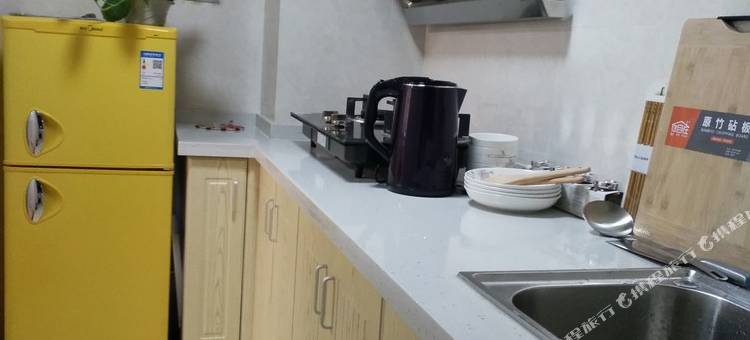 成都七月上明宿普通公寓(桃都大道北京路口店)图片