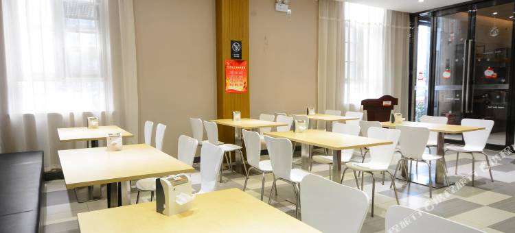 雅斯特酒店(武汉南湖理工大学佰港城店)图片