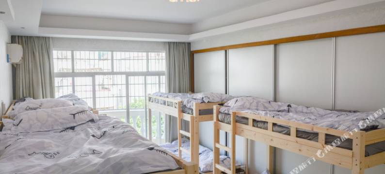 馋眠青年旅舍(北海高铁站店)图片