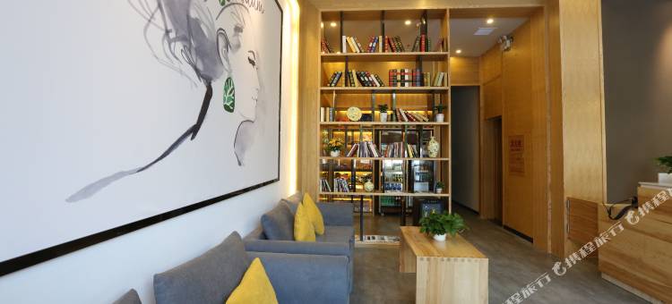 7天优品酒店(宜昌万达广场运河公园店)图片