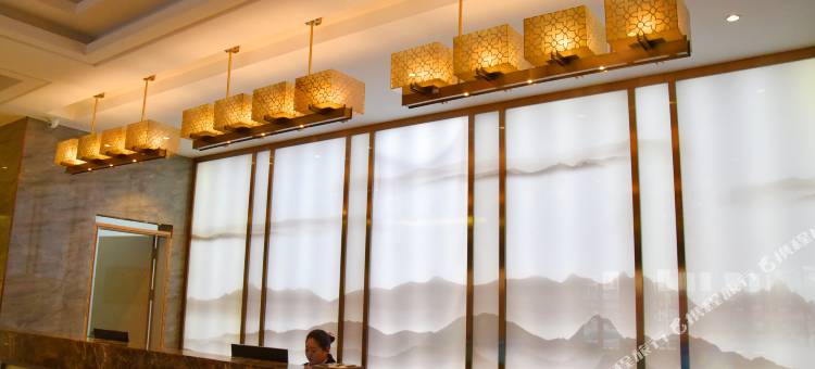 莱茵酒店(腾龙洞游客中心利川站店)图片