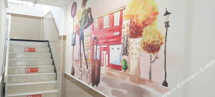 布丁酒店(上海虹桥机场淞虹路地铁站店)图片