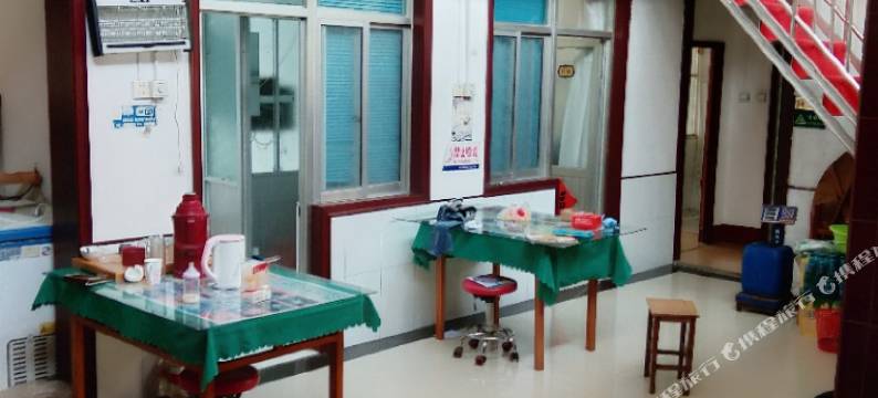 日照海边俊俊渔家图片