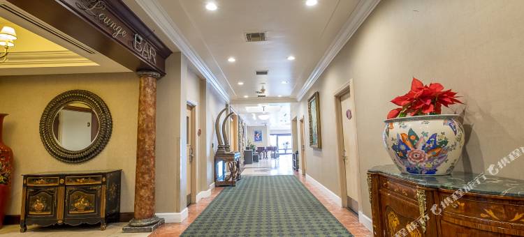 福乐顿市阿纳海姆豪生酒店及会议中心(Howard Johnson by Wyndham Fullerton/Anaheim Conference Cntr)图片