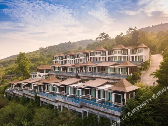 安達奇瑞泳池別墅全海景度假村