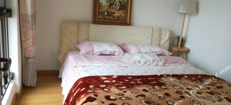 昆明莲花池畔酒店式公寓(教场东路店)图片