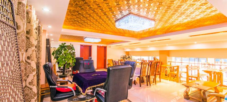 峨眉山俏皮猴主题文化酒店图片