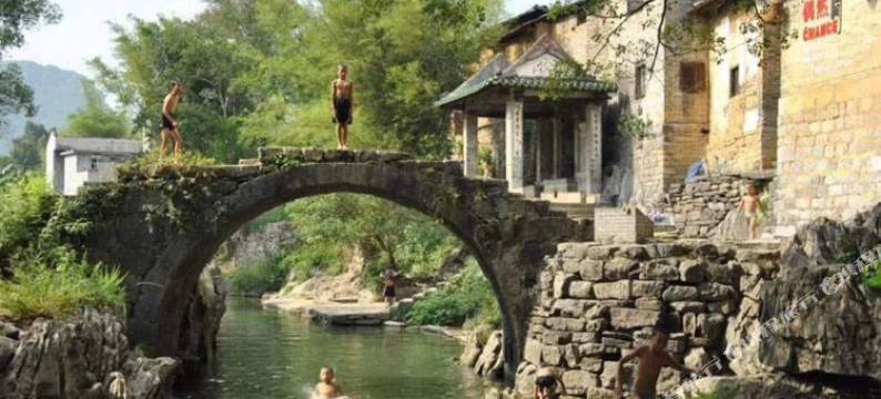 黄姚古镇江边别苑客栈图片