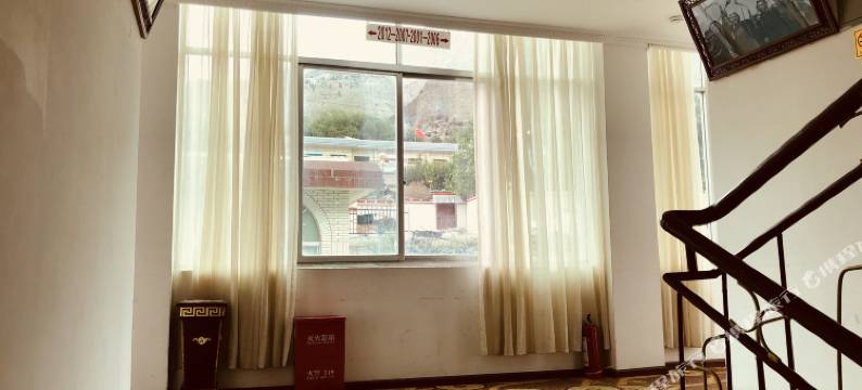 朗县粮贸宾馆图片