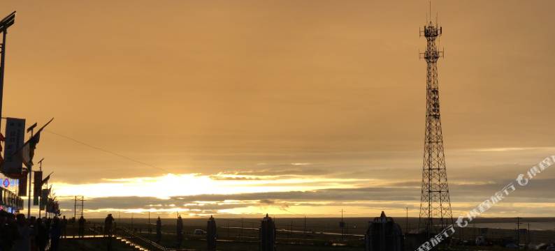 青海湖莫热林卡酒店(二郎剑景区店)图片