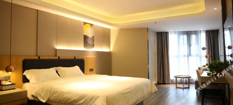 如家睿柏·云酒店(青岛石油大学吾悦广场地铁站店)图片