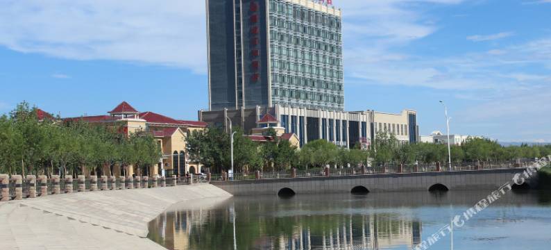 库尔勒梨城百和酒店图片