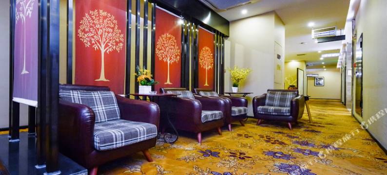 静逸·橡树酒店(重庆汽博中心奥特莱斯购物中心店)图片