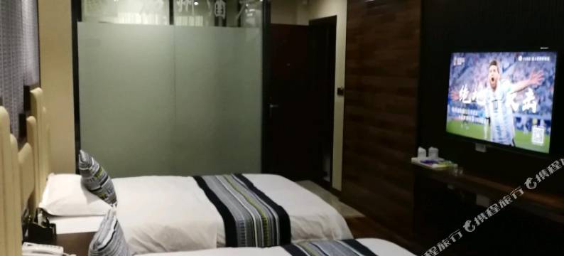 富宁加州酒店图片