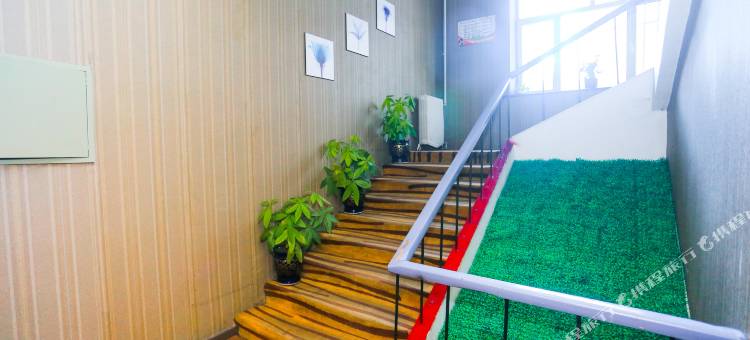 宜家快捷宾馆(双鸭山总店)图片