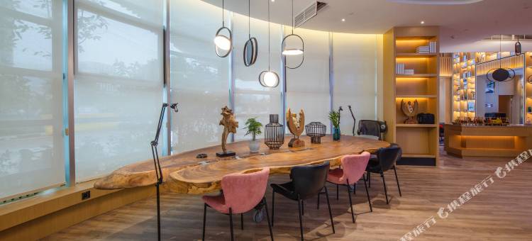 温度源酒店(龙湾区政府国际机场店)图片