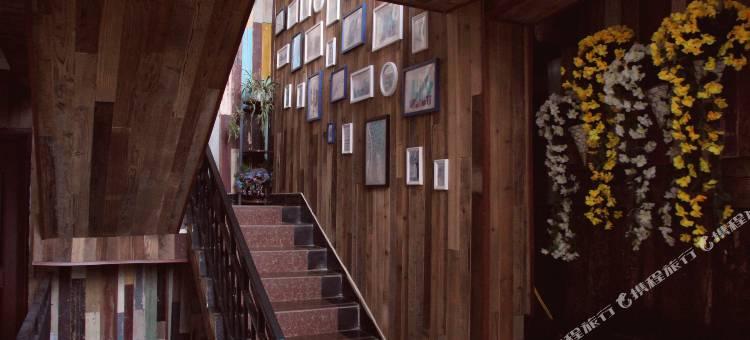 泸沽湖格调金马家民宿图片