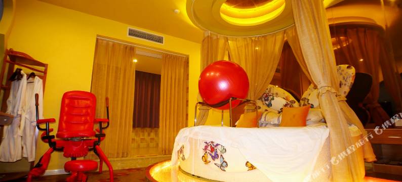 唯爱酒店(重庆梁平区店)图片