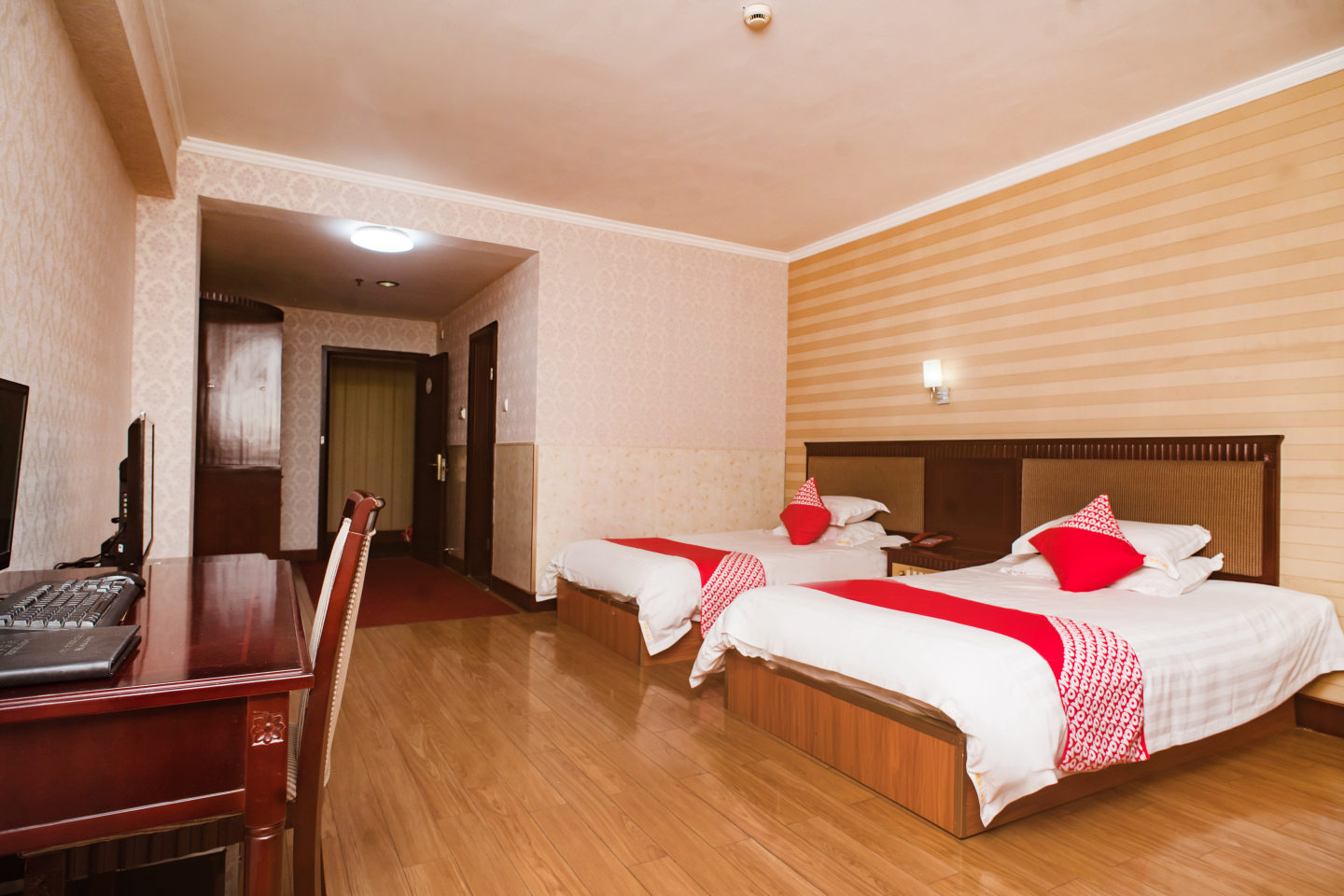 Mingdu HotelOver view