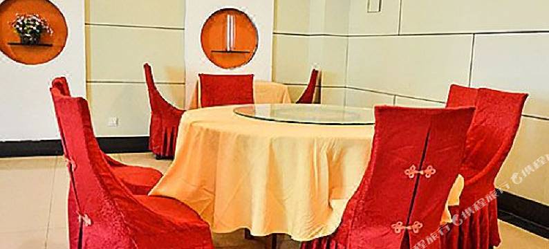 OYO聚贤大酒店(合肥和平路安纺总厂店)图片