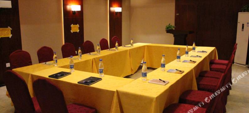 天雅大酒店(柳州高铁站谷埠街店)图片