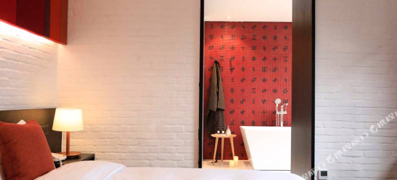 桐庐芦茨依山伴水农家乐图片