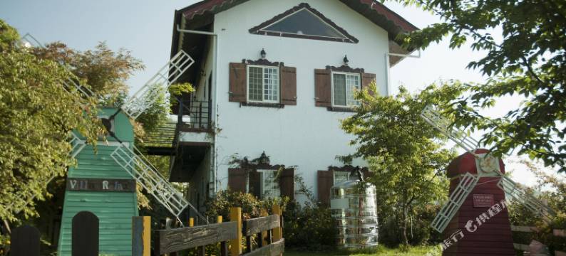 南投清境白熊屋图片