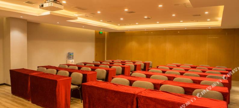 雅斯特酒店(武汉盘龙城天河机场店)图片