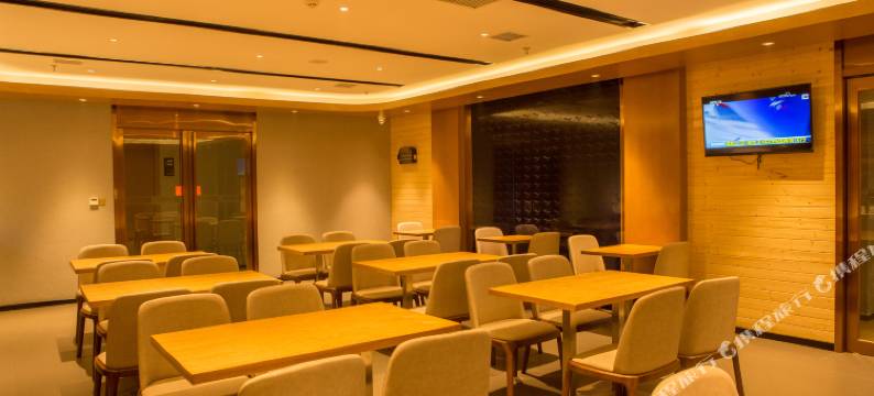 雅斯特酒店(武汉盘龙城天河机场店)图片