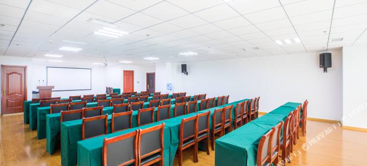 如家华驿精选酒店(章丘和谐广场龙泉国际店)图片