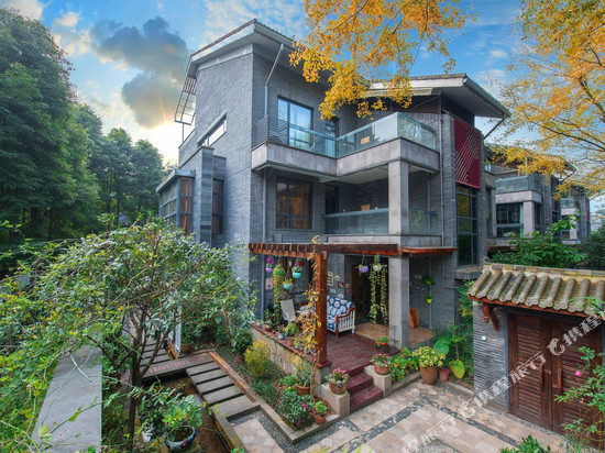 漫宿·青城山涧度假别墅(青城山高铁站店)