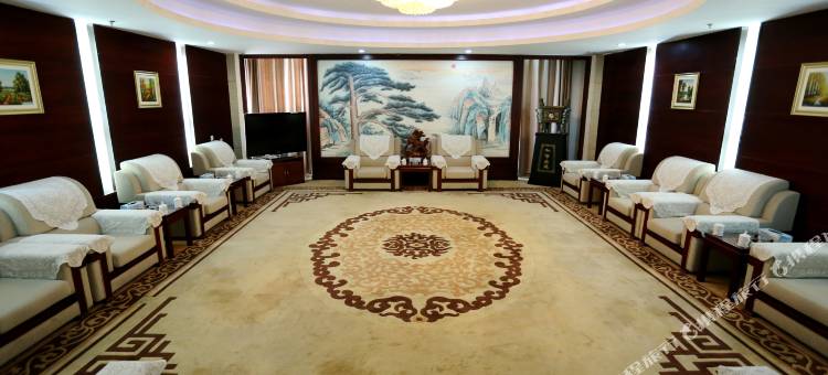 泰安泰山贵宾楼酒店(红门店)图片